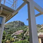 Taormina Artist House